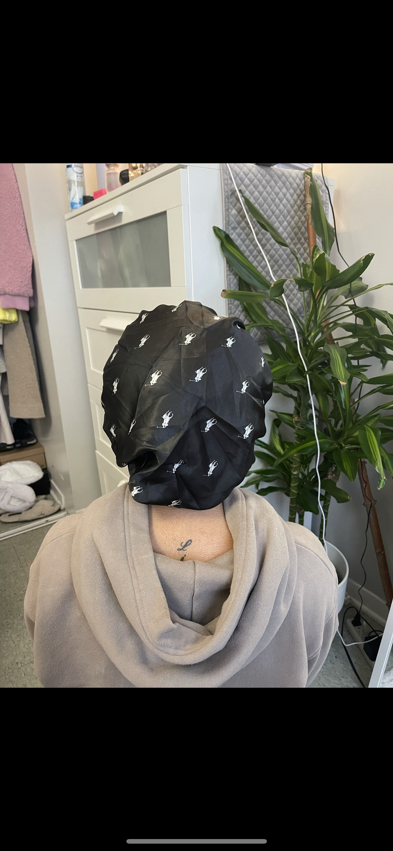 Bonnet style #105