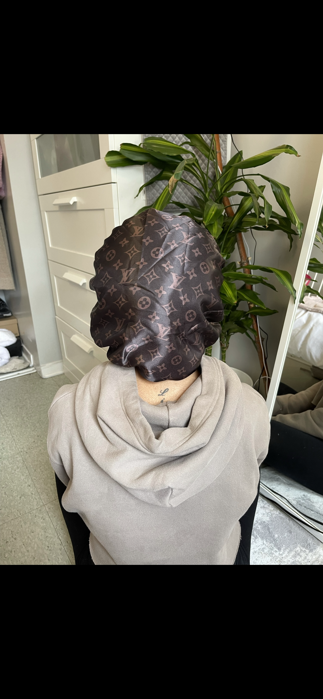 Bonnet style #126