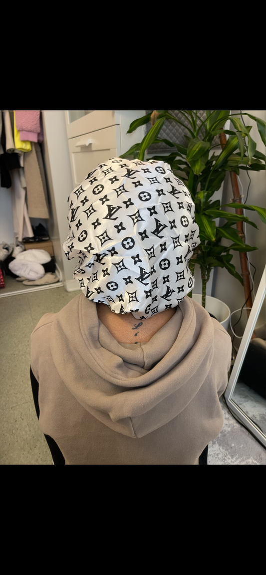 Bonnet style #114