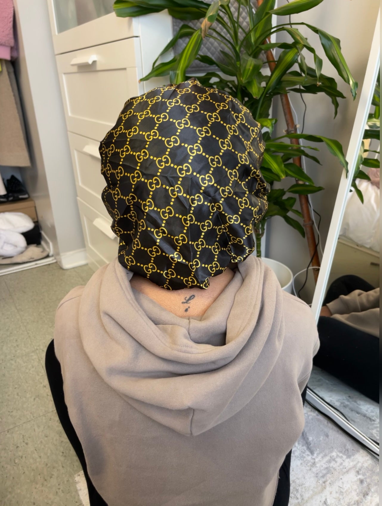 Bonnet style #104