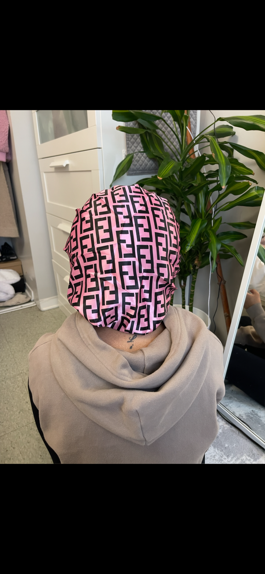 Bonnet style #108